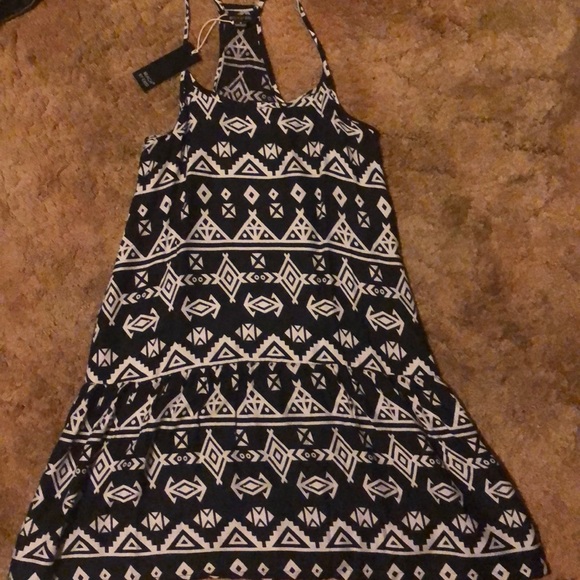 Dress - Picture 1 of 1